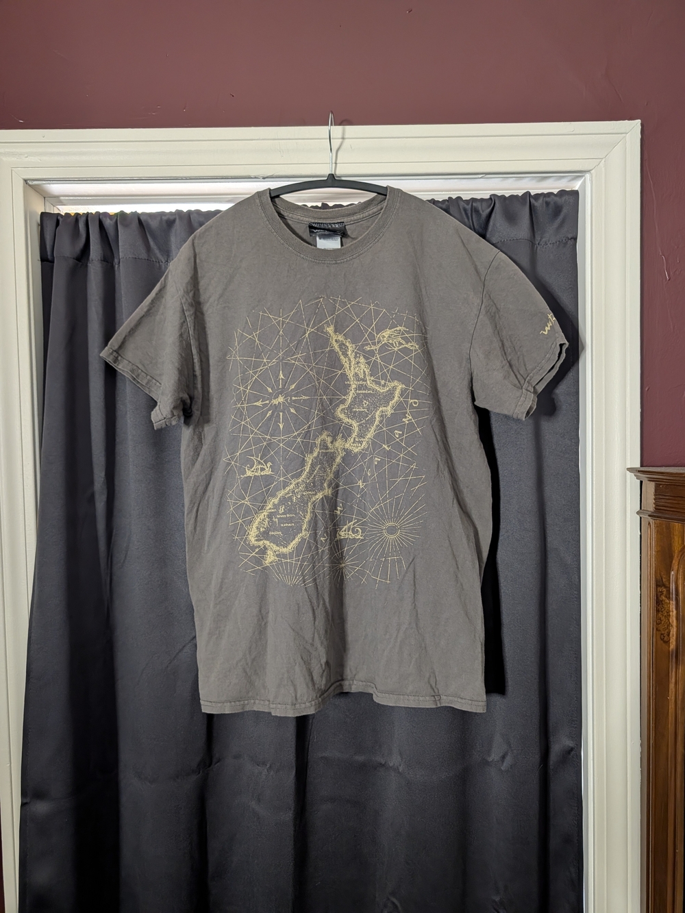 WETA FX Lord Of The Rings Vintage Middle Earth New Zealand T-shirt M